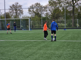 Training S.K.N.W.K. JO19-1 van donderdag 25 april 2024 (73/120)